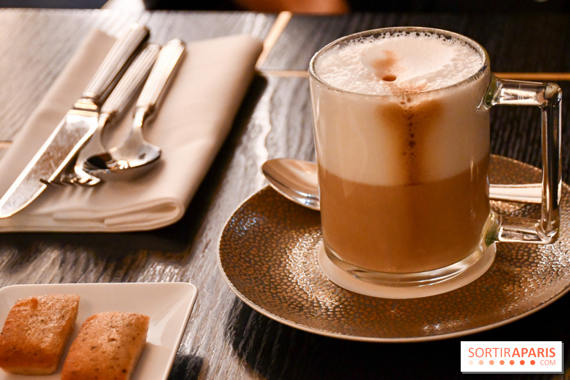 Le Tea Time de l'Hôtel du Prince de Galles à Paris par Hélène Kerloeguen - DSC 2569