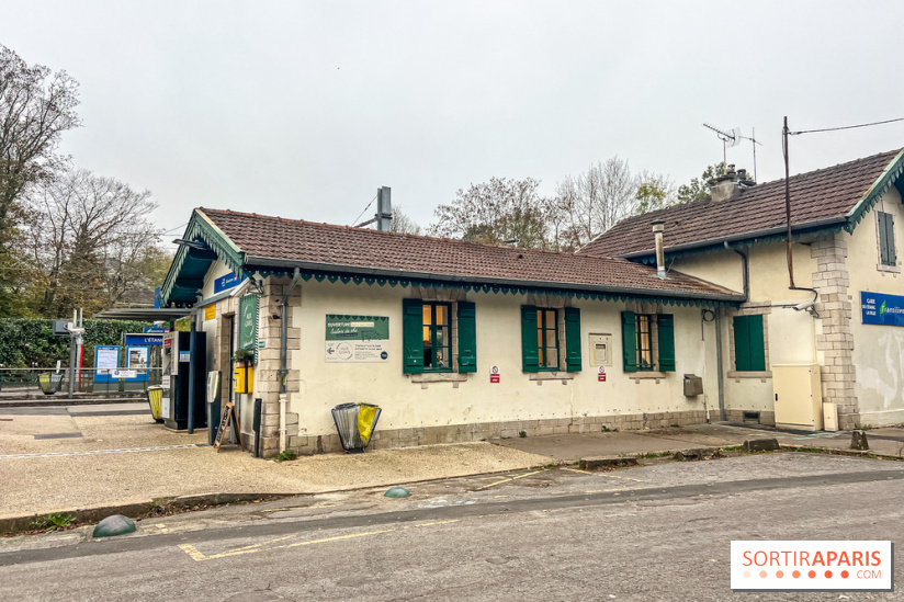 Aux Quais, le salon de thé dans la gare de l'Étang-la-Ville - Yvelines - IMG 4525
