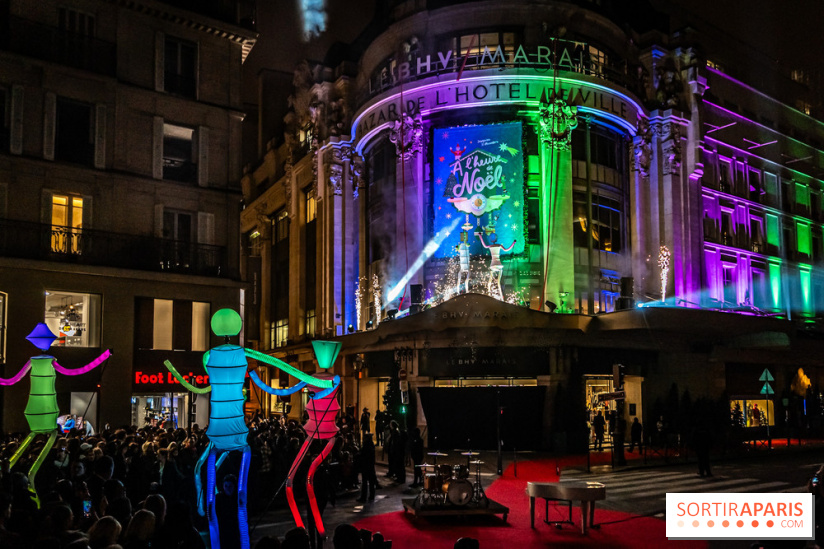 Inauguration des vitrines et décorations de Noël du BHV Marais 2024 avec Léna Mahfouf, Adriana Karembeu et Marc Lavoine