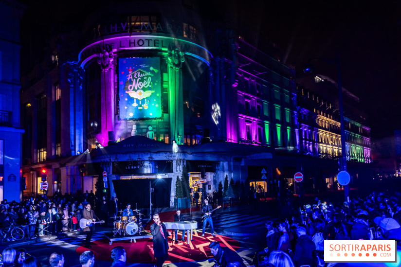 Inauguration des vitrines et décorations de Noël du BHV Marais 2024 avec Léna Mahfouf, Adriana Karembeu et Marc Lavoine
