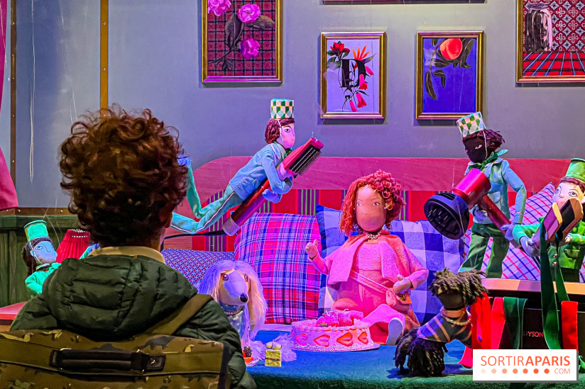 Les vitrines de Noël 2024 du Printemps Haussmann avec Juliette Binoche - image00011