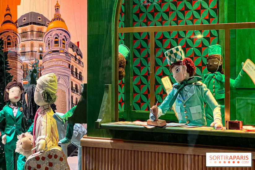 Les vitrines de Noël 2024 du Printemps Haussmann avec Juliette Binoche - image00017