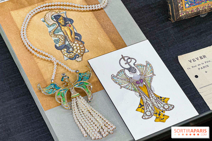 L'exposition gratuite des bijoux de la Maison de Haute-Joaillerie Vever rue de la Paix, à Paris
