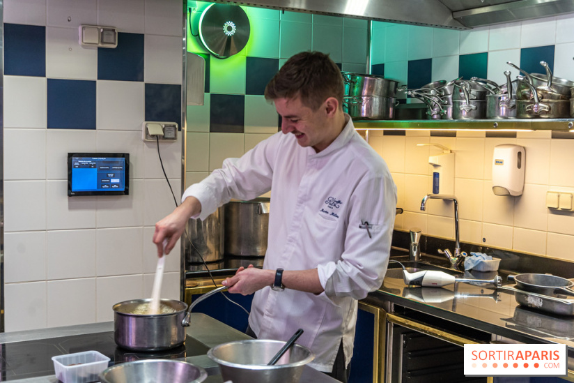 Cours de cuisine au Ritz : la bûche de Noël 2024 -  A7C6245