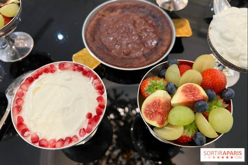 Le Grand Diner, Hôtel San Régis - Gâteau au chocolat, chantilly, glaces