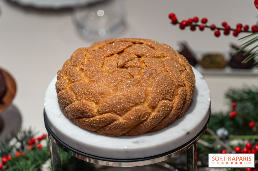 La Bûche de Noël 2024 et créations de Fête du Cheval Blanc par Maxime Frédéric et son équipe - galette des rois 2025