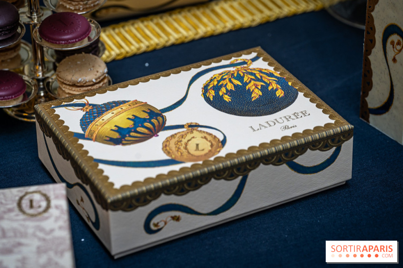 La bûche coffrets de Noël en trompe l'œil de Ladurée 2024 par Julien Alvarez et les créations de fête -  A7C2326