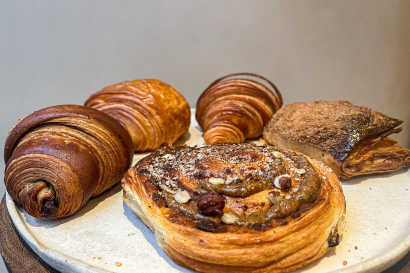 une vie, du pain et des miettes