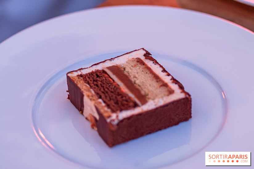 La bûche de Noël du Westin Paris-Vendôme 2024 et galette des Rois 2025 par Valentin Sevilla - photos -  A7C7125