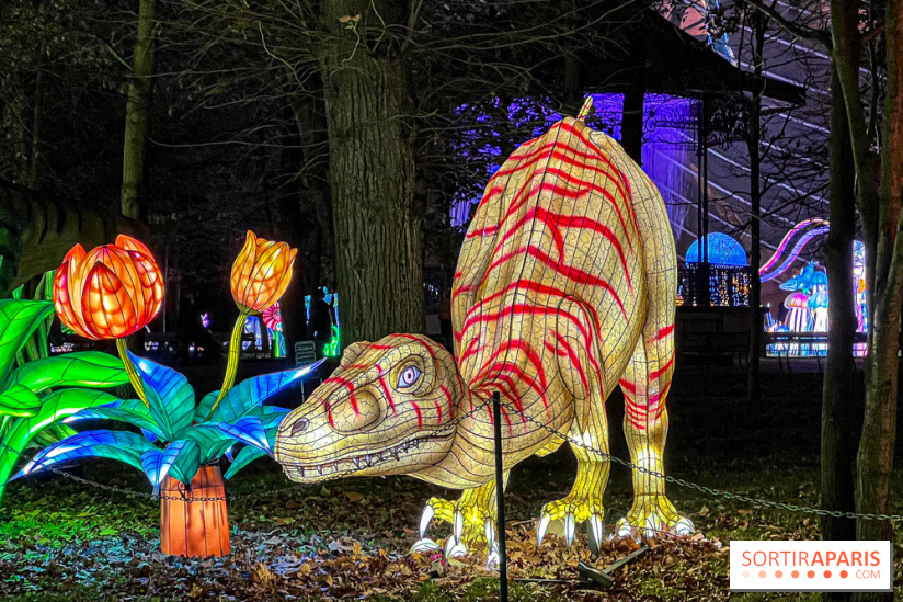 Festival des Lanternes 2024 le bal des dinosaures, le parcours lumineux du Jardin d