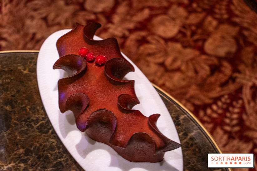 Le salon de thé de Noël du George V pour une pause gourmande - les photos  -  bûche de Noël