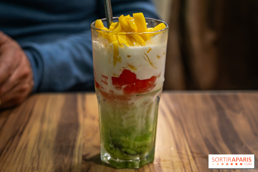 Pho Bom, le restaurant vietnamien, temple du pho et des nouilles Paris 13e -  dessert aux 3 couleurs