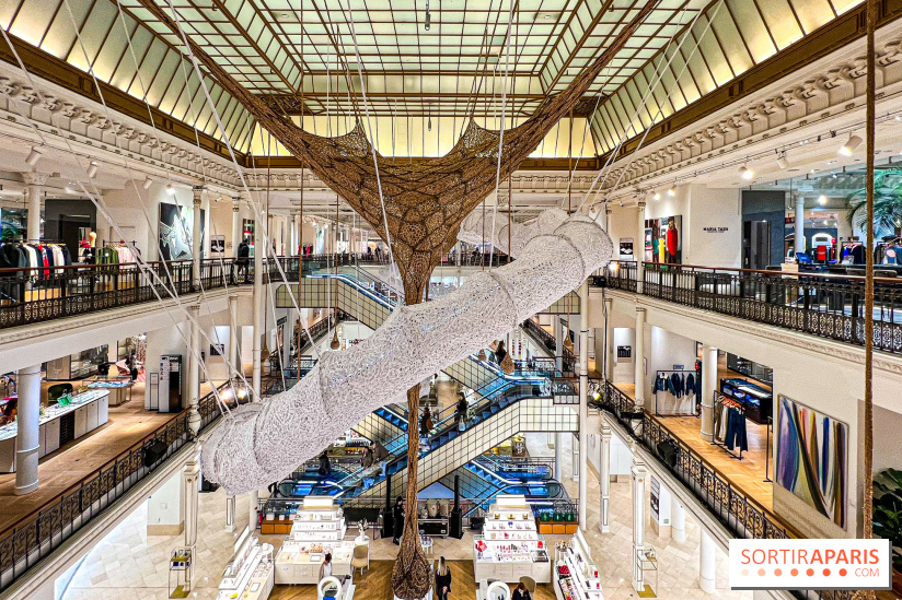 Le La Serpent, l'exposition gratuite, monumentale et immersive d'Ernesto Neto au Bon Marché Rive Gauche