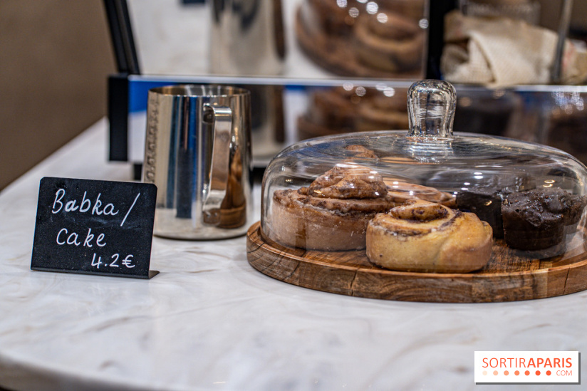 Brown Coffee shop -  A7C0150