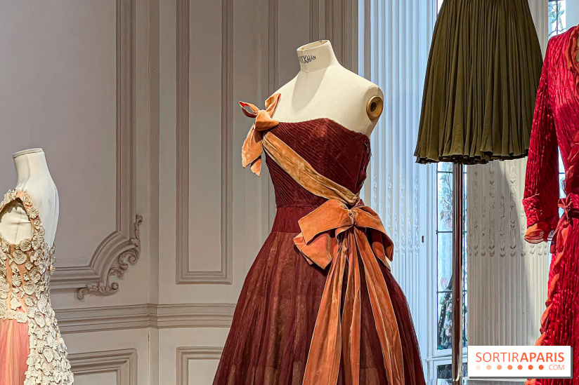 Exposition de la Collection Didier Ludot chez Bonhams Cornette de Saint Cyr - IMG 8766 jpg