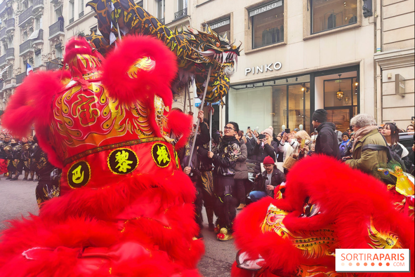 Défilé du Nouvel An Lunaire-Chinois Faubourg Saint-Honoré  - fotor 1738762169394