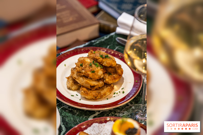 Le Bistro des Livres, le restaurant français pour les amoureux des bouquins -  cuisses de grenouille