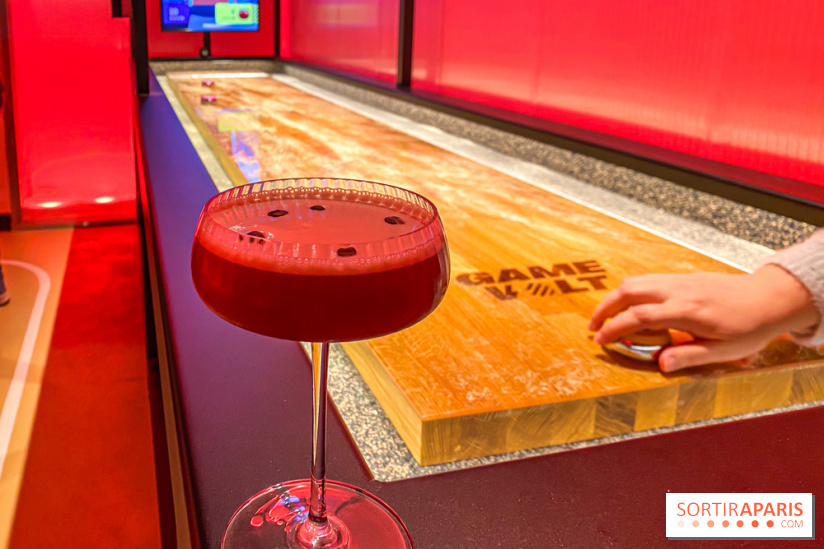 Pucks, l'enseigne de shuffleboard à Poissonnière - IMG 4441