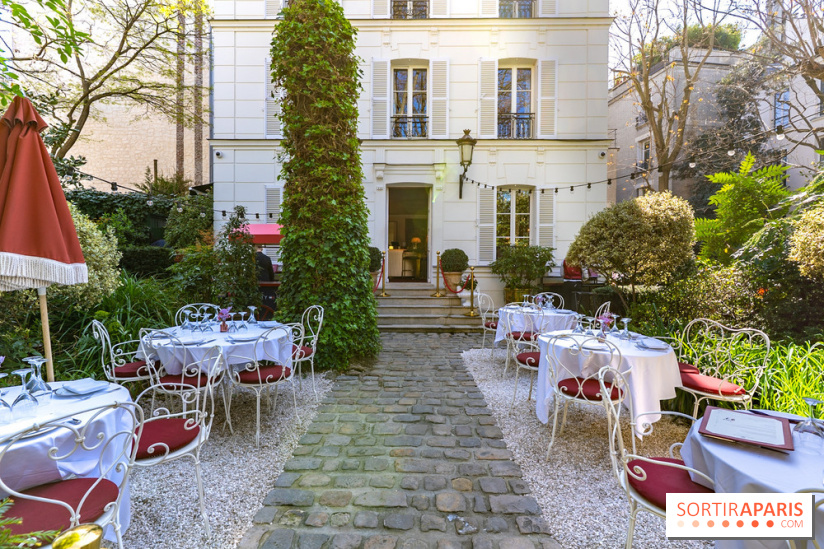 Terrasse de l'Hôtel Particulier, le jardin verdoyant au cœur de Montmartre - photo