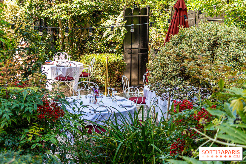 Terrasse de l'Hôtel Particulier, le jardin verdoyant au cœur de Montmartre - photo