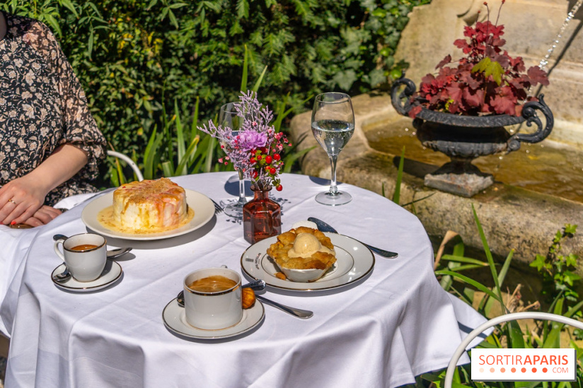 Terrasse de l'Hôtel Particulier, le jardin verdoyant au cœur de Montmartre - photo - A7C06443