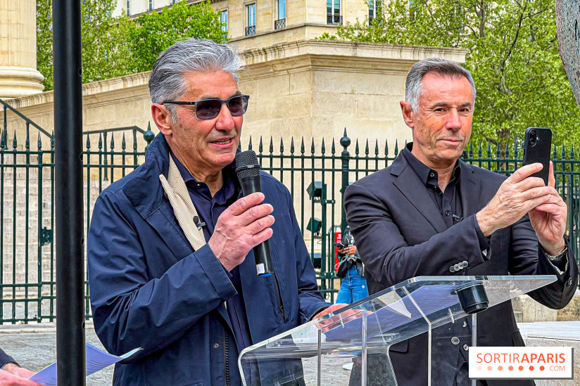Exposition en plein air des œuvres monumentales d'Andrea Roggi, quartier Faubourg Saint-Honoré