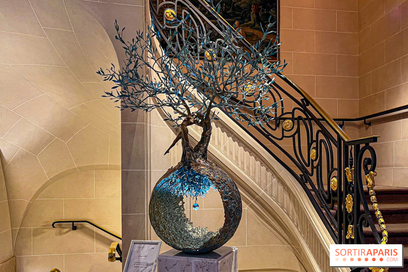 Exposition en plein air des œuvres monumentales d'Andrea Roggi, quartier Faubourg Saint-Honoré - image00004