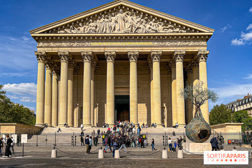 Exposition en plein air des œuvres monumentales d'Andrea Roggi, quartier Faubourg Saint-Honoré - image00013