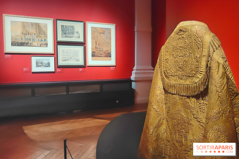 Le Dernier sacre : l'exposition immersive dans les coulisses d'un couronnement au Mobilier national  - fotor 1744999801449