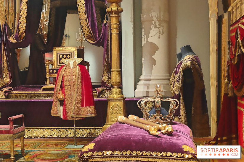 Le Dernier sacre : l'exposition immersive dans les coulisses d'un couronnement au Mobilier national  - fotor 1744999677731
