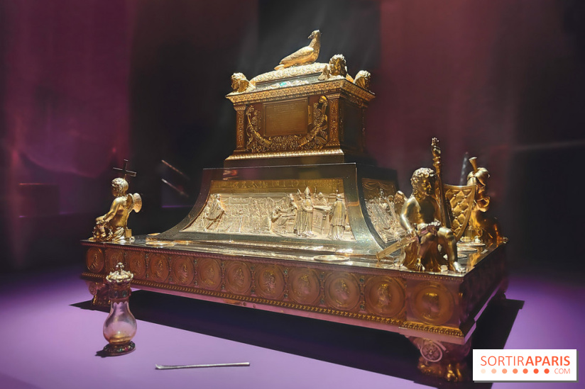 Le Dernier sacre : l'exposition immersive dans les coulisses d'un couronnement au Mobilier national  - fotor 1744999613604