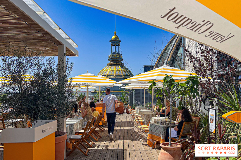 La terrasse estivale du Printemps Haussmann 2025 avec vue sur Paris et la Tour Eiffel  - image00008