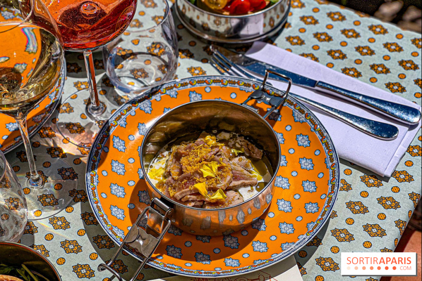 La terrasse estivale du Printemps Haussmann 2025 avec vue sur Paris et la Tour Eiffel  - image00022