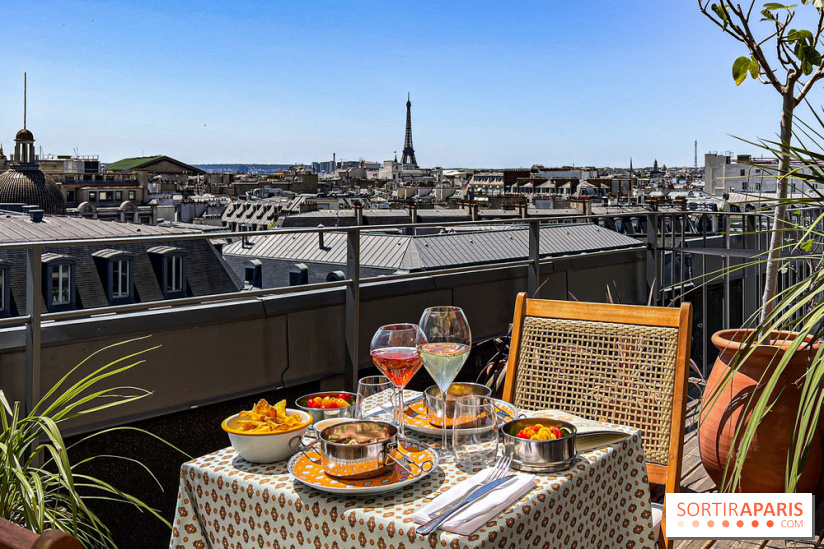 La terrasse estivale du Printemps Haussmann 2025 avec vue sur Paris et la Tour Eiffel  - image00040