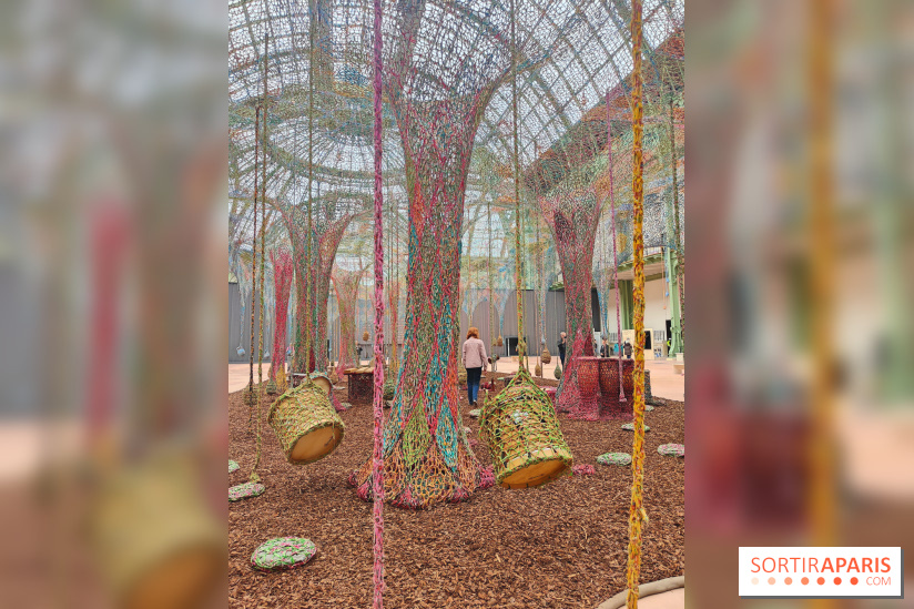 Ernesto Neto tisse une nouvelle installation monumentale gratuite au Grand Palais, nos photos