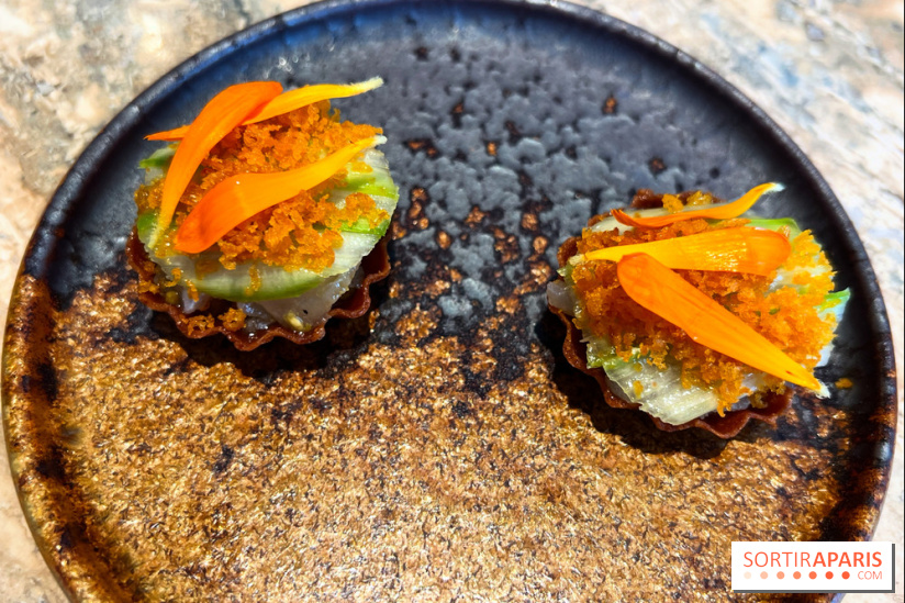 Restaurant Alan Geaam - Tartelette tartare de bar, carpaccio d’asperges vertes, poutargue