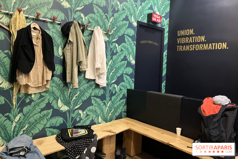 YUJ, les cours de yoga sous lumière infrarouge - nos photos - 2D09E30E FF66 44FC 9476 2057B316D3D8