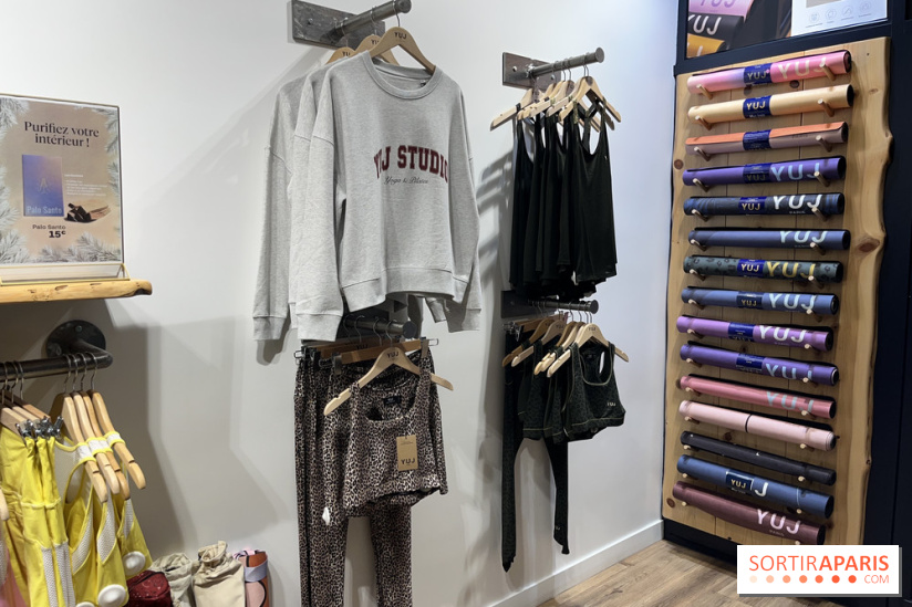 YUJ, les cours de yoga sous lumière infrarouge - nos photos - 02602DF0 98B7 405D B69E 1A46D2BD6EE3