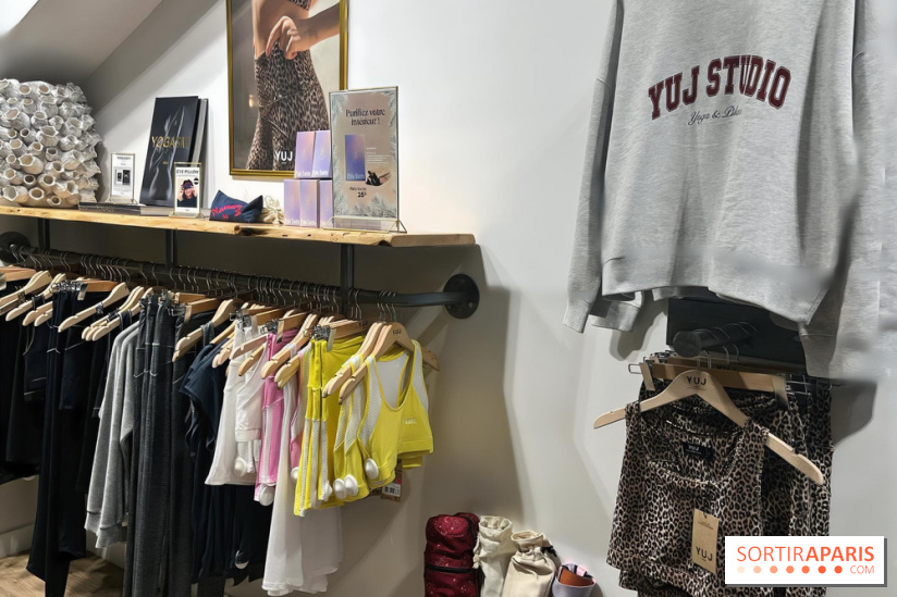 YUJ, les cours de yoga sous lumière infrarouge - nos photos - 895A009B 332A 4156 8395 18A0204D30F6