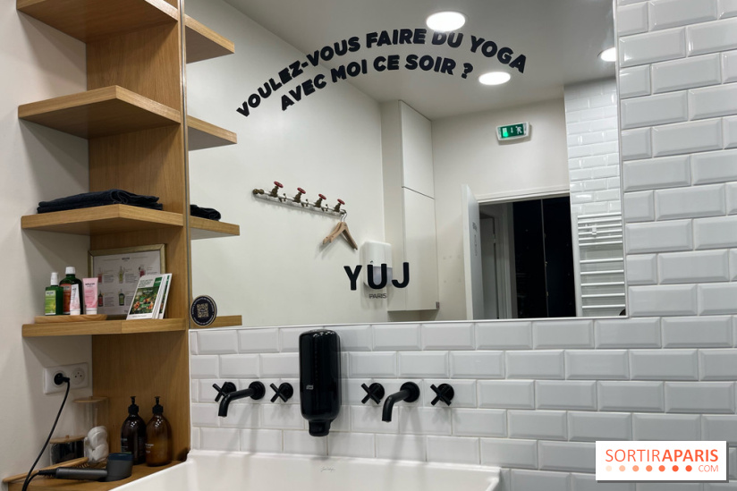 YUJ, les cours de yoga sous lumière infrarouge - nos photos - 64738435 FC09 45DC 8593 007A9B296936