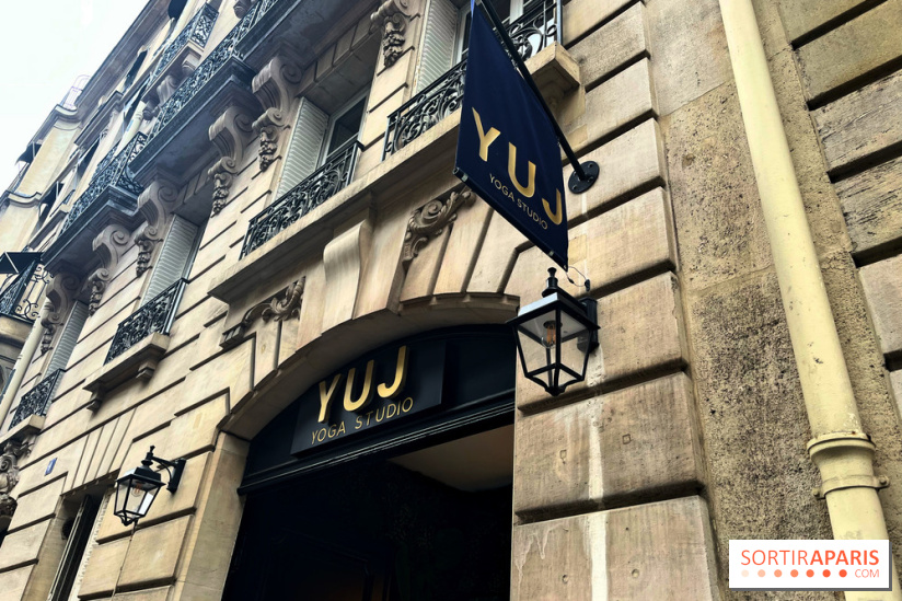 YUJ, les cours de yoga sous lumière infrarouge - nos photos - D028D07C EE2C 44C2 80CC D54507D77D7D