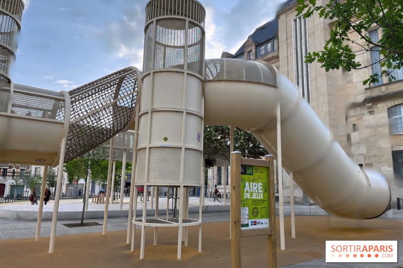 Aire de jeux place Jean Jaurès - 3890A2DE C302 41F8 9DB9 FF743AF024E7