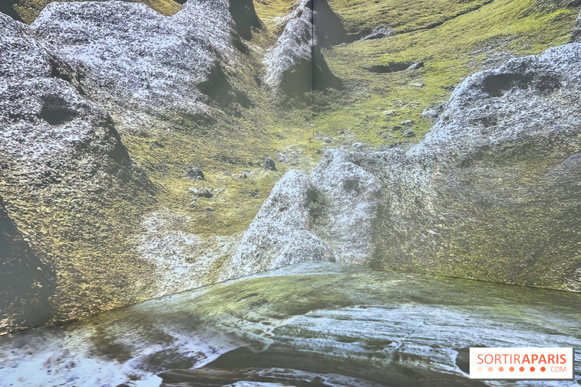 Topologie de l’Eau : Roches, Plantes et Vent