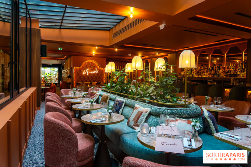 Frivole, restaurant festif, bar et terrasse cachée à Paris, les photos