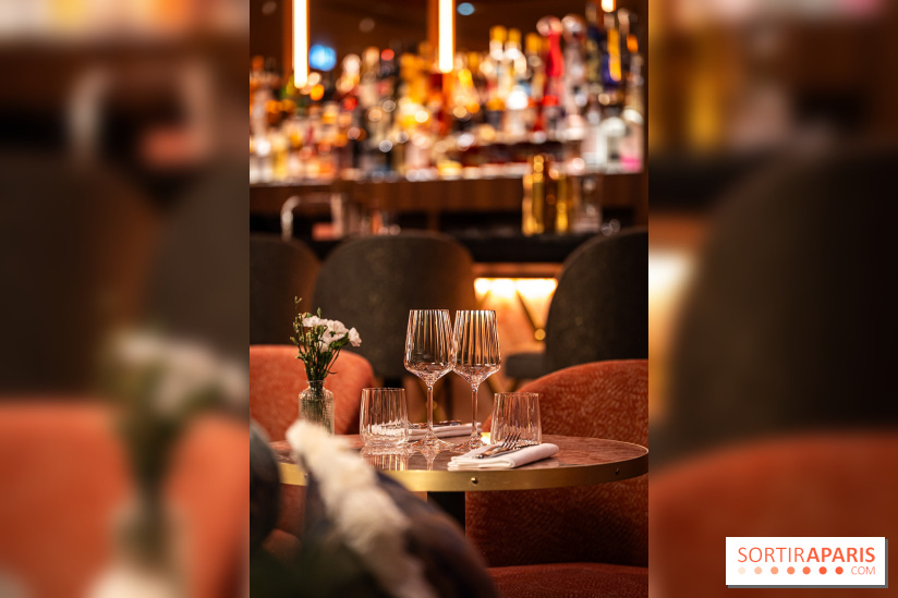 Frivole, restaurant festif, bar et terrasse cachée à Paris, les photos