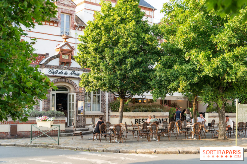 Le Café de la Paix à Bourron-Marlotte - 77 - A7C02630
