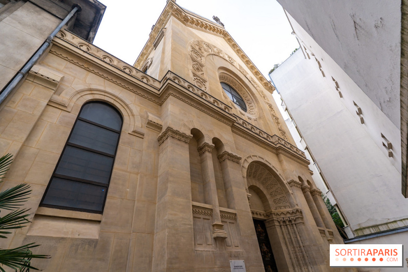 Le Couvent de L'Annonciation, son église romano-byzantine et son cloître Paris 8e