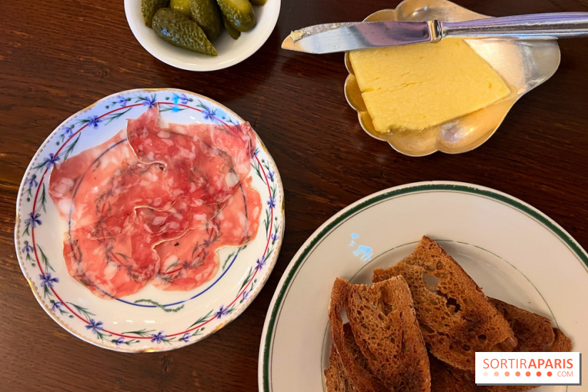 Aux Lyonnais - Beurre, pain, charcuterie