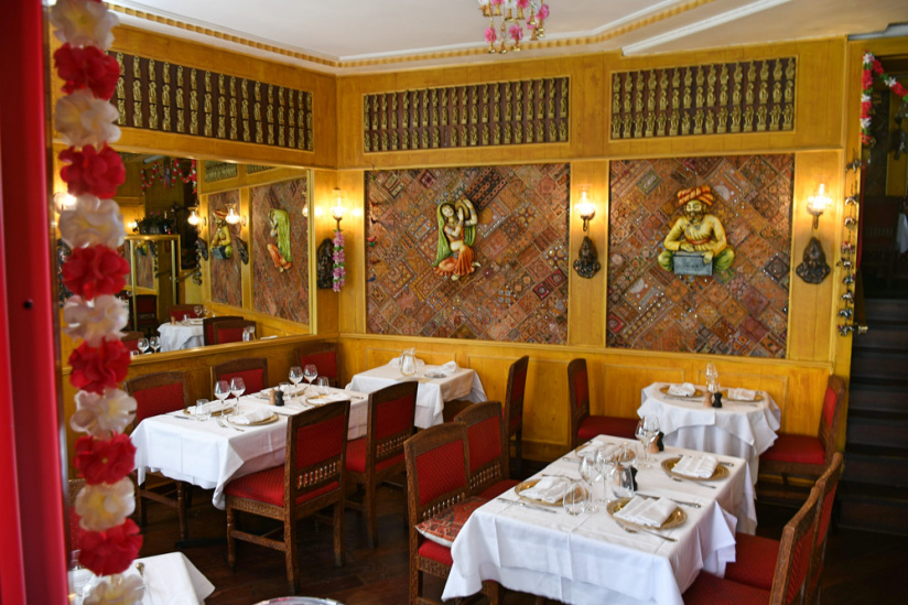 Nirvana Inde : un restaurant indien à la sortie de la station de métro liège - Fotor