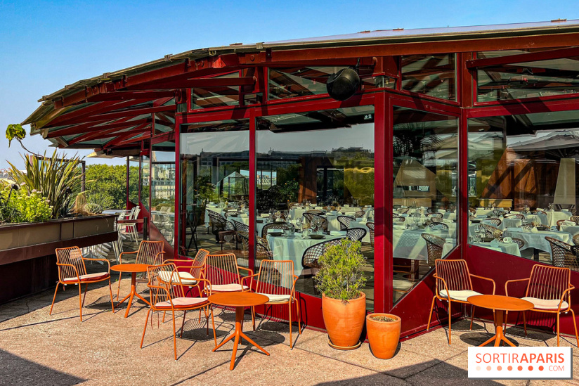 Bar Les Ombres : cocktails & tapas sur le rooftop du Musée du Quai Branly avec vue sur la tour Eiffel